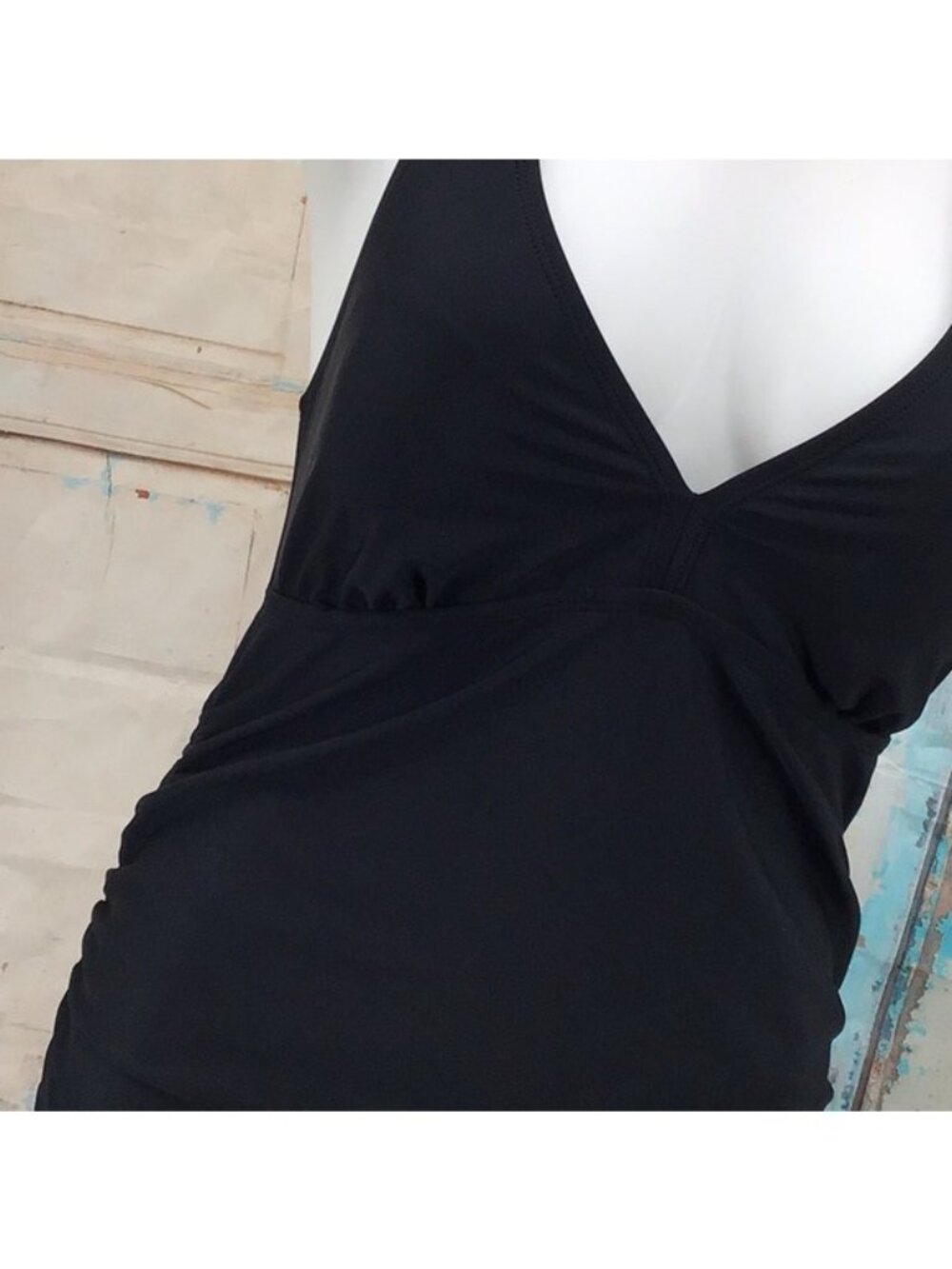 Old Navy S Black Halter Swimdress Ruched Tankini Top With Built In Shelf Bra - Picture 3 of 8